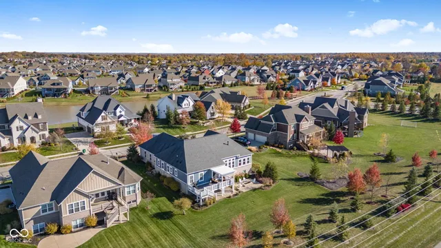 $975,000 | 18200 Lakes End Drive, Westfield, IN 46074