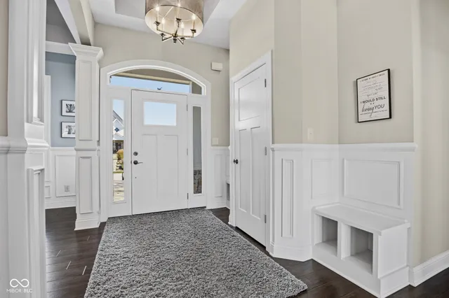 $975,000 | 18200 Lakes End Drive, Westfield, IN 46074