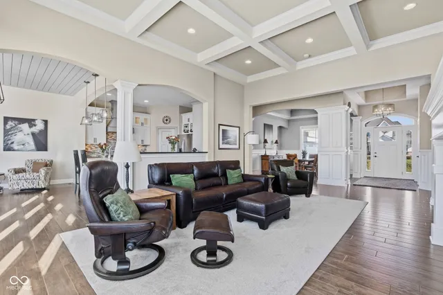 $975,000 | 18200 Lakes End Drive, Westfield, IN 46074