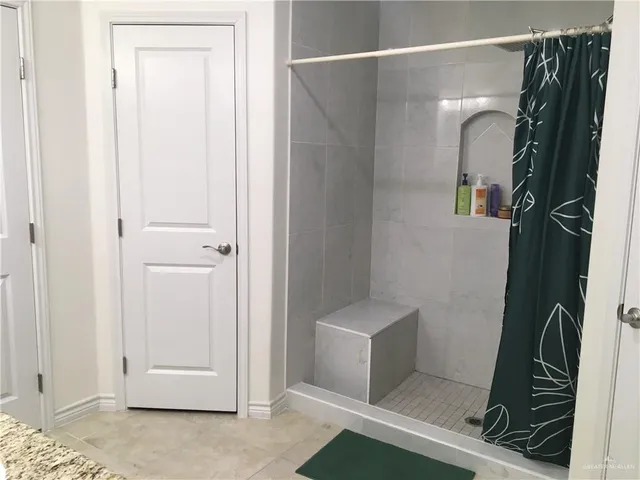 $2,000 | 7507 North 55th Lane, McAllen, TX 78573