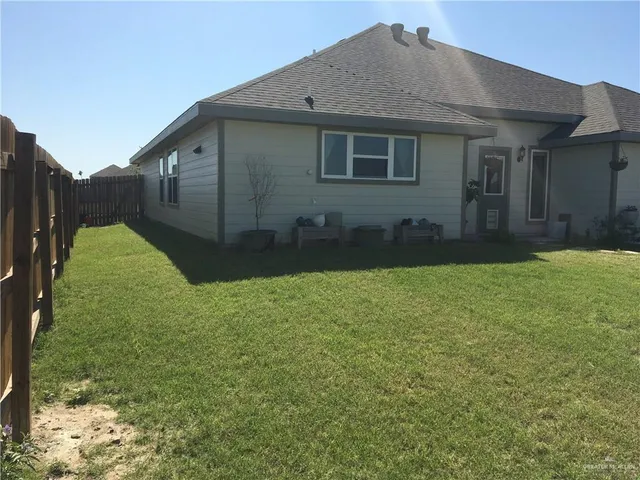 $2,000 | 7507 North 55th Lane, McAllen, TX 78573