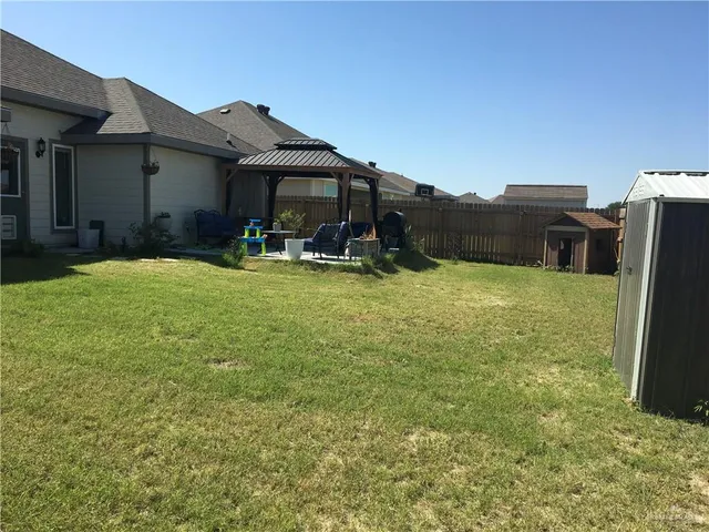 $2,000 | 7507 North 55th Lane, McAllen, TX 78573