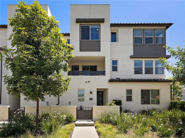 $810,000 | 121 Graze Way, Rancho Mission Viejo, CA 92694