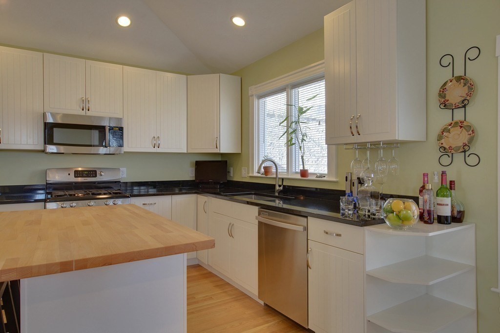 69 Eleanor Street, Unit 69 Chelsea, MA 02150 - Photo 14 of 30