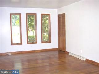 418 Chestnut Street Delran, NJ 08075 - Photo 3 of 6