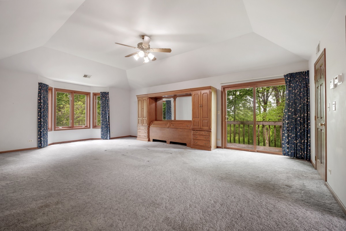 8N258 Brierwood Road Elgin, IL 60124 - Photo 19 of 43