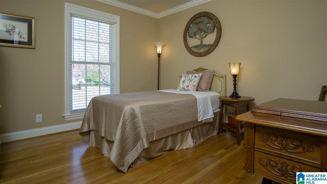 889 Springmeadow Drive Gardendale, AL 35071 - Photo 15 of 31