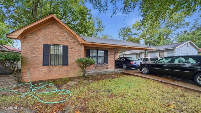 $98,000 | 1174 Coldwater Street, Tunica, MS 38676