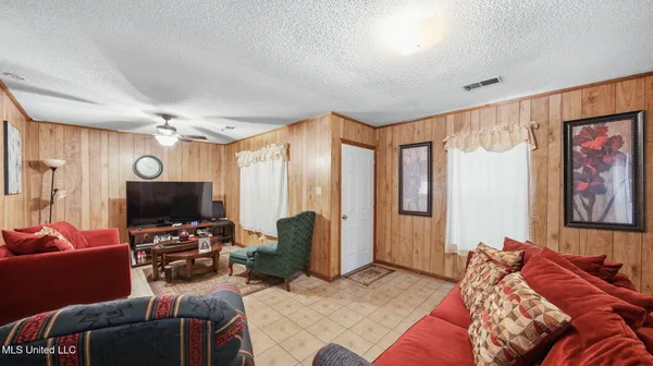 $98,000 | 1174 Coldwater Street, Tunica, MS 38676