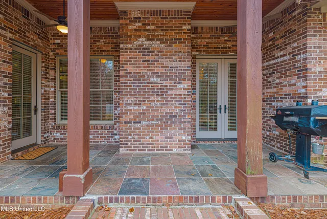 $929,900 | 237 Calumet Drive, Madison, MS 39110