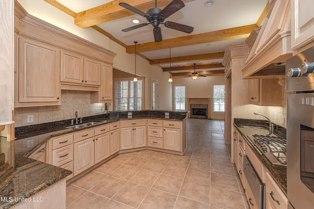 $929,900 | 237 Calumet Drive, Madison, MS 39110