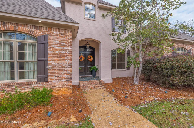 $929,900 | 237 Calumet Drive, Madison, MS 39110