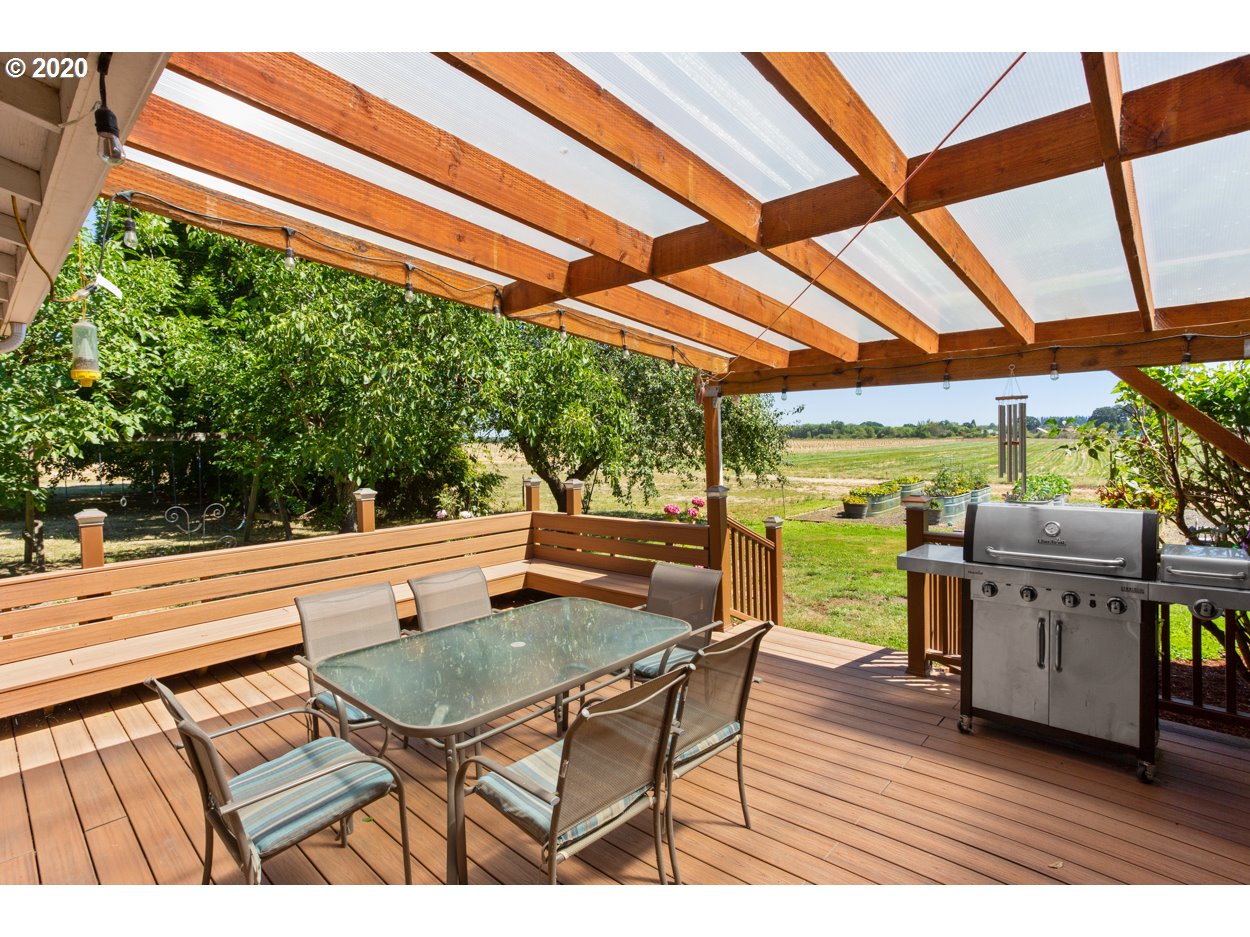 12655 Oak Road Northwest Salem, OR 97304 - Photo 4 of 24 a outdoor view with a sitting space