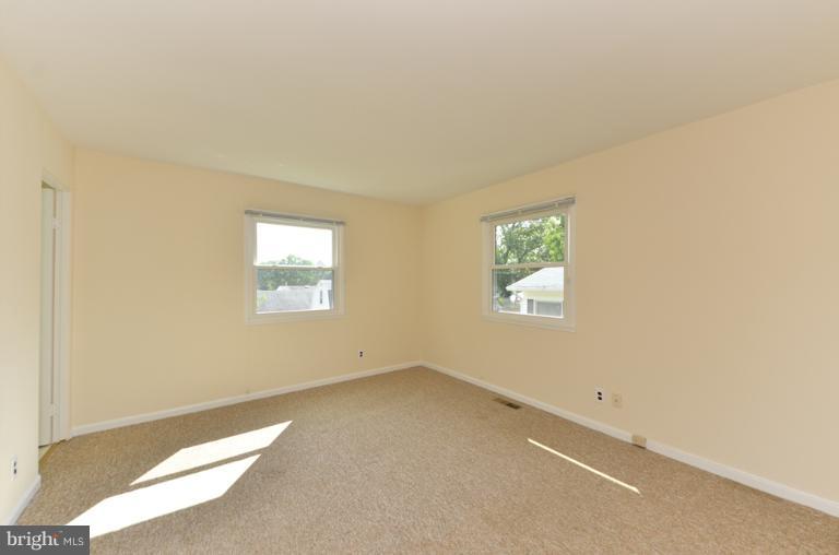 223 West Ash Road Sterling, VA 20164 - Photo 13 of 27 Bedroom (Master)