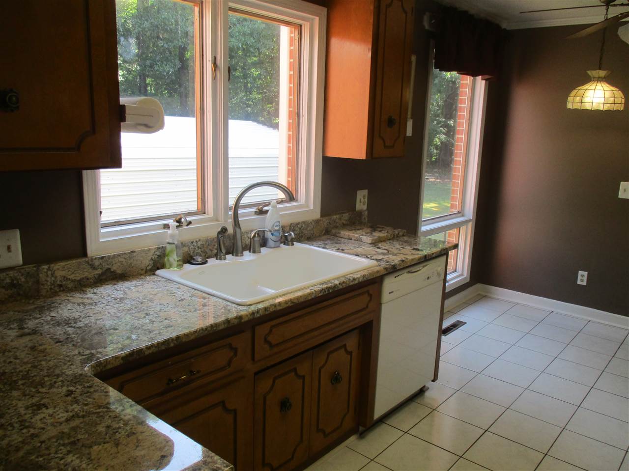 102 Wimbleton Road Union, SC 29379 - Photo 4 of 26
