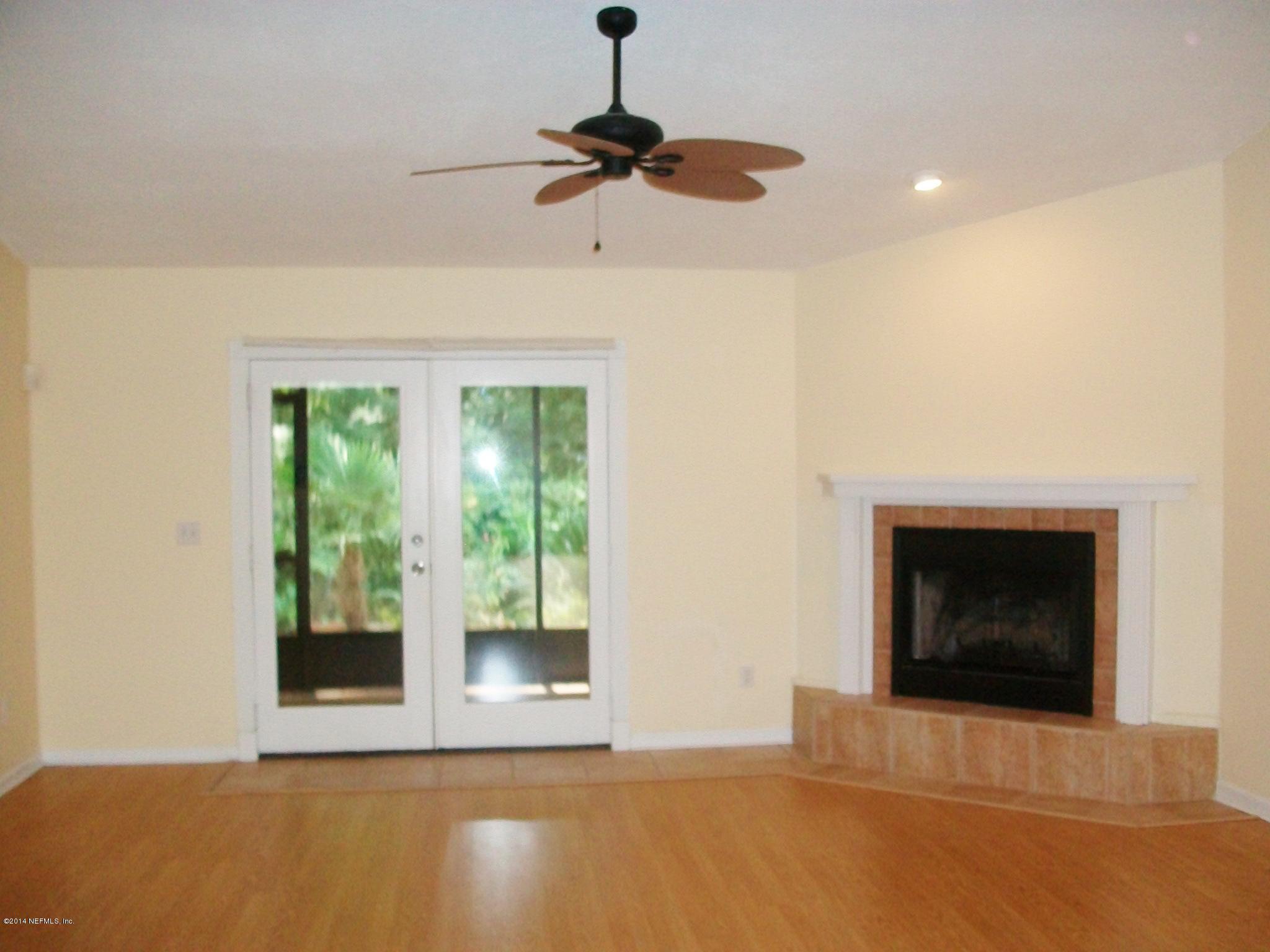 12866 Moose Road Jacksonville, FL 32226 - Photo 2 of 15 LIV RM