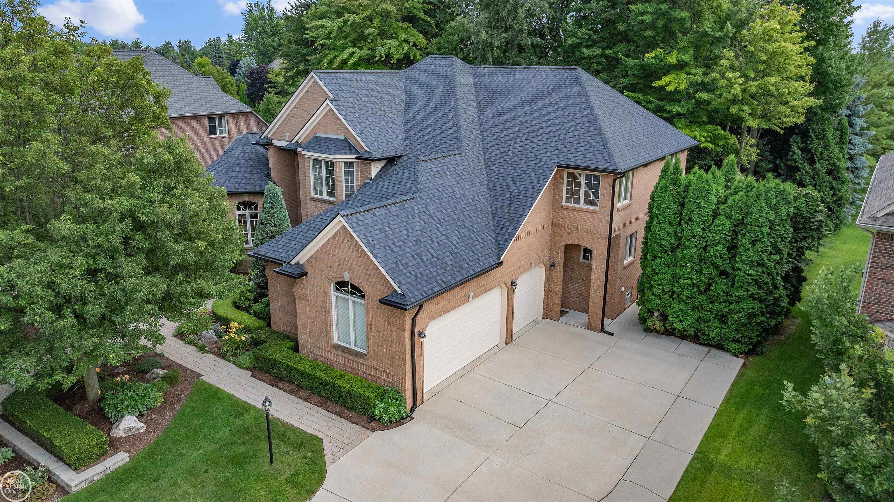 13046 Partridge Run Utica, MI 48315 - Photo 2 of 51