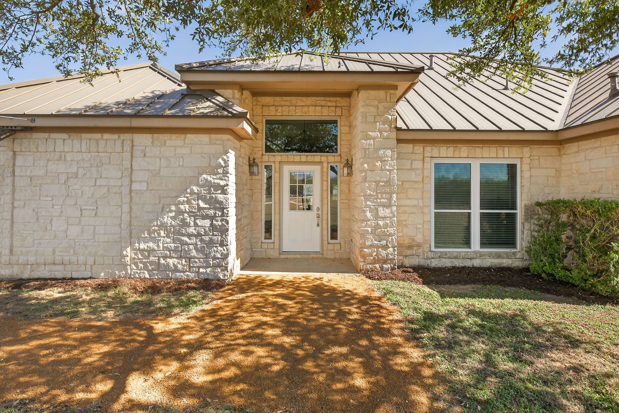 13639 Abrahamson Road Elgin, TX 78621 - Photo 8 of 30