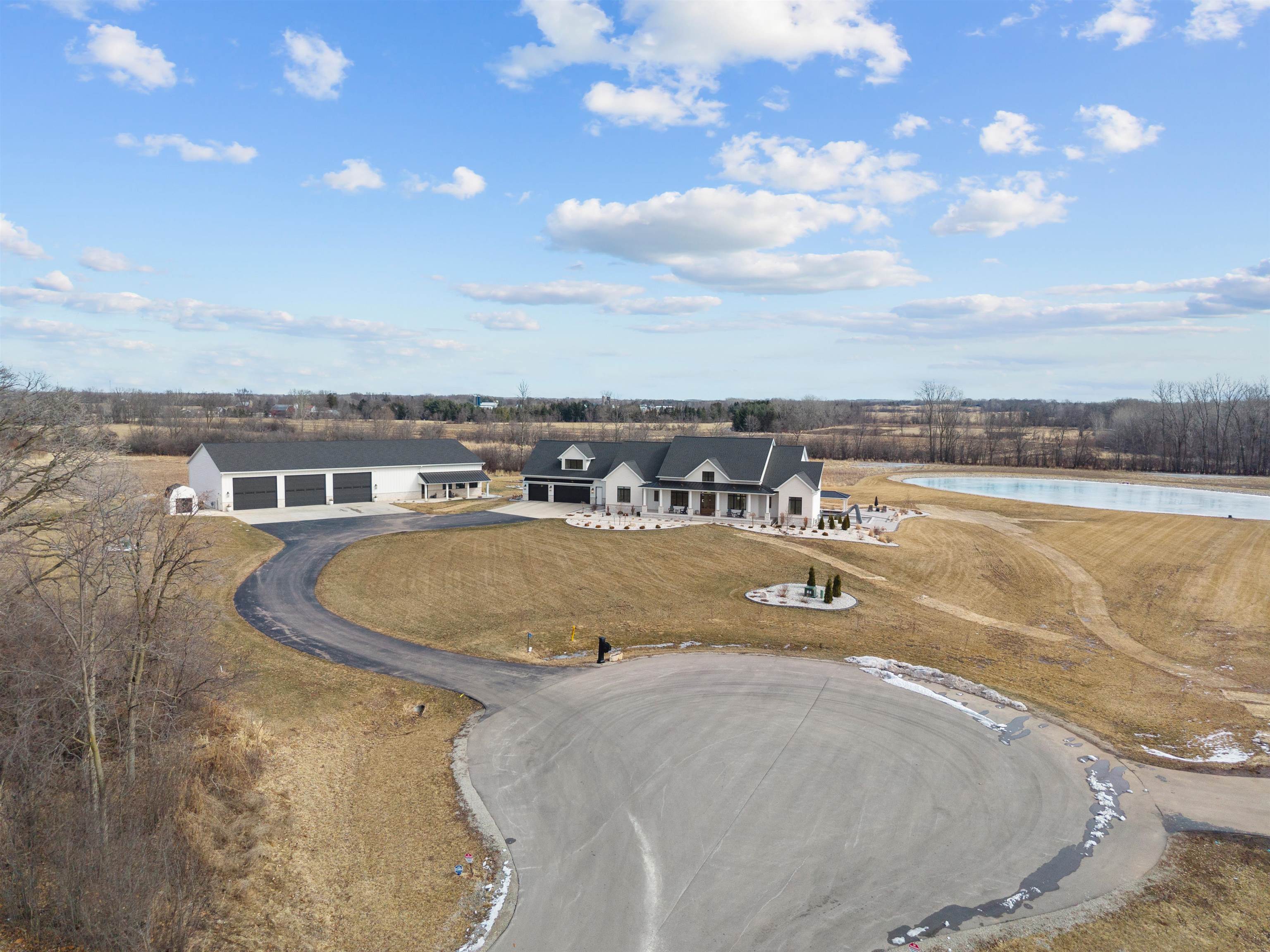 W5896 Autumn Hills Parkway Appleton, WI 54913 - Photo 74 of 87