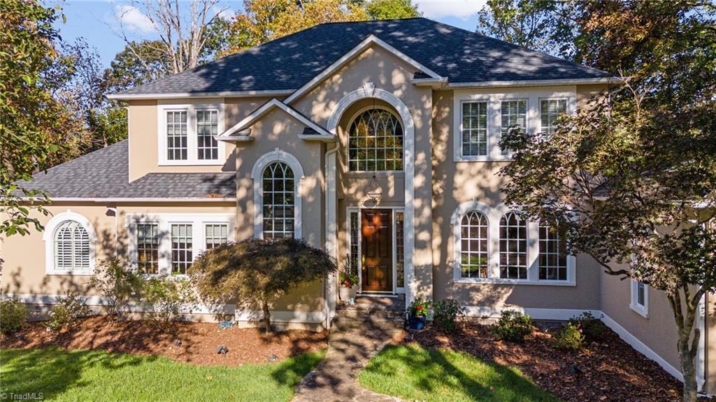 2908 Maggie Court High Point, NC 27262 - Photo 2 of 48