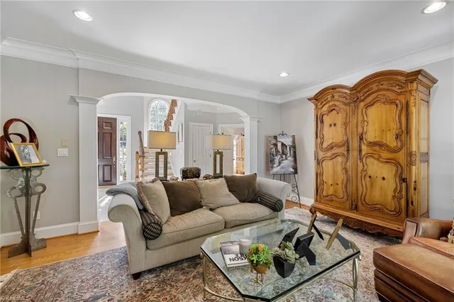 $674,900 | 2908 Maggie Court, High Point, NC 27262