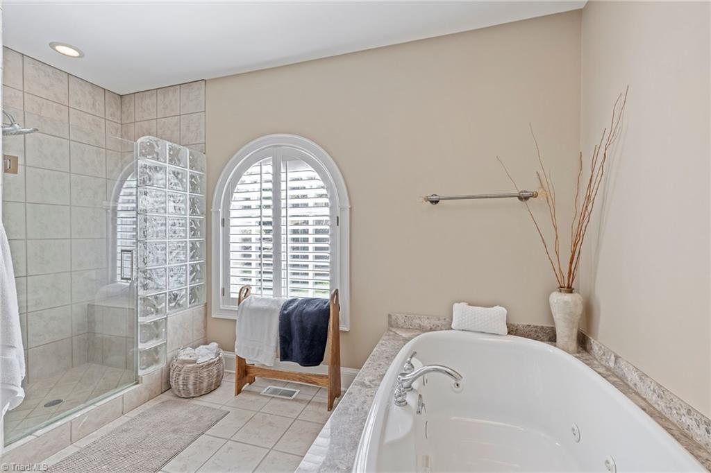 2908 Maggie Court High Point, NC 27262 - Photo 36 of 48