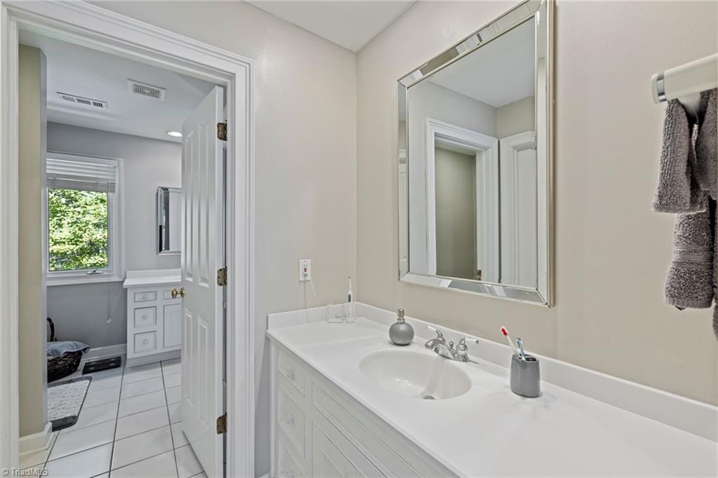 2908 Maggie Court High Point, NC 27262 - Photo 40 of 48