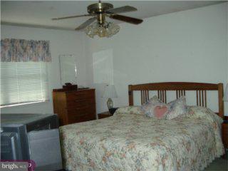 27 Timber Road Horsham, PA 19044 - Photo 5 of 5 Gallery Image 5
