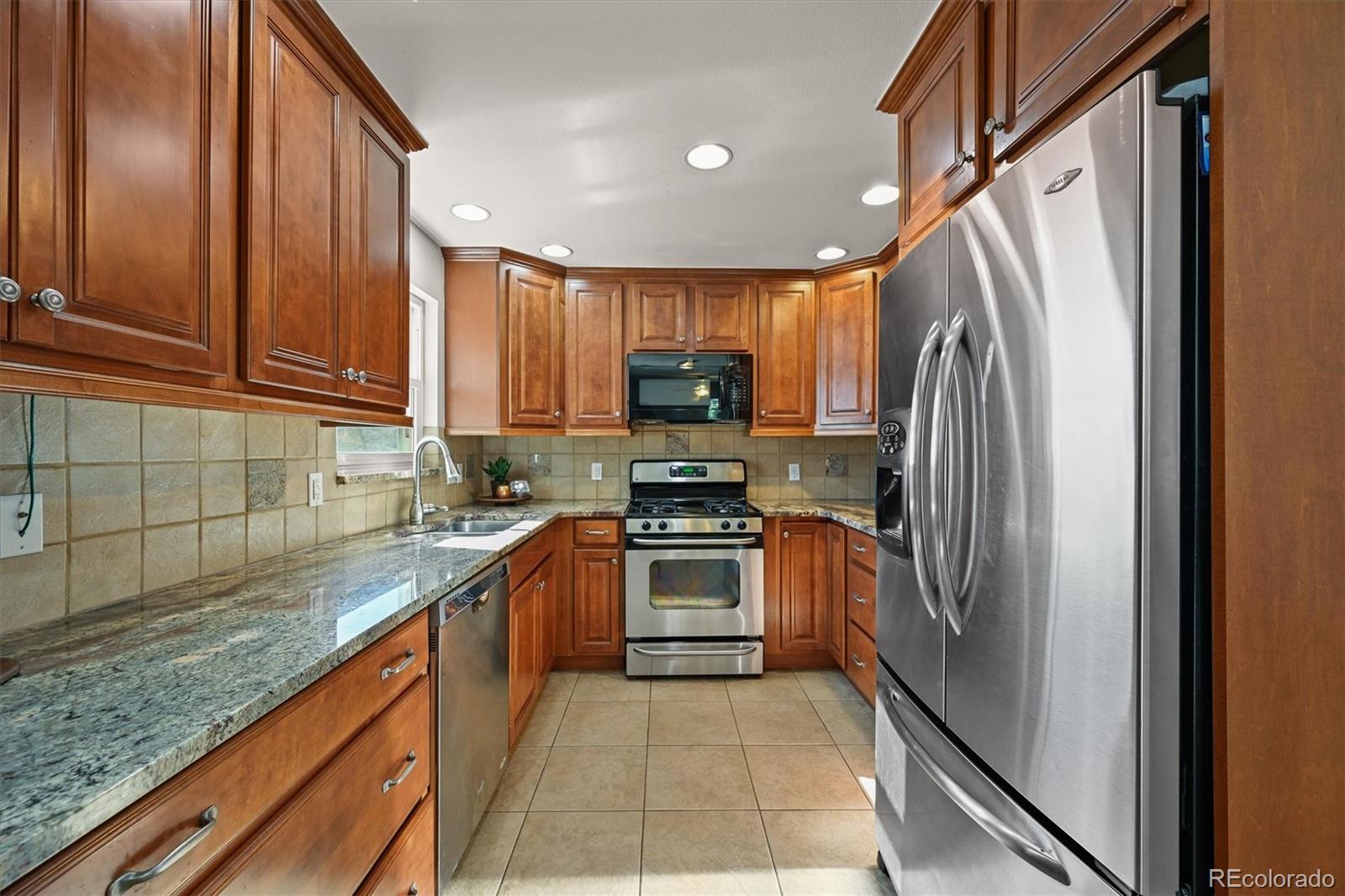 3237 Haystack Road Castle Rock, CO 80104 - Photo 10 of 47