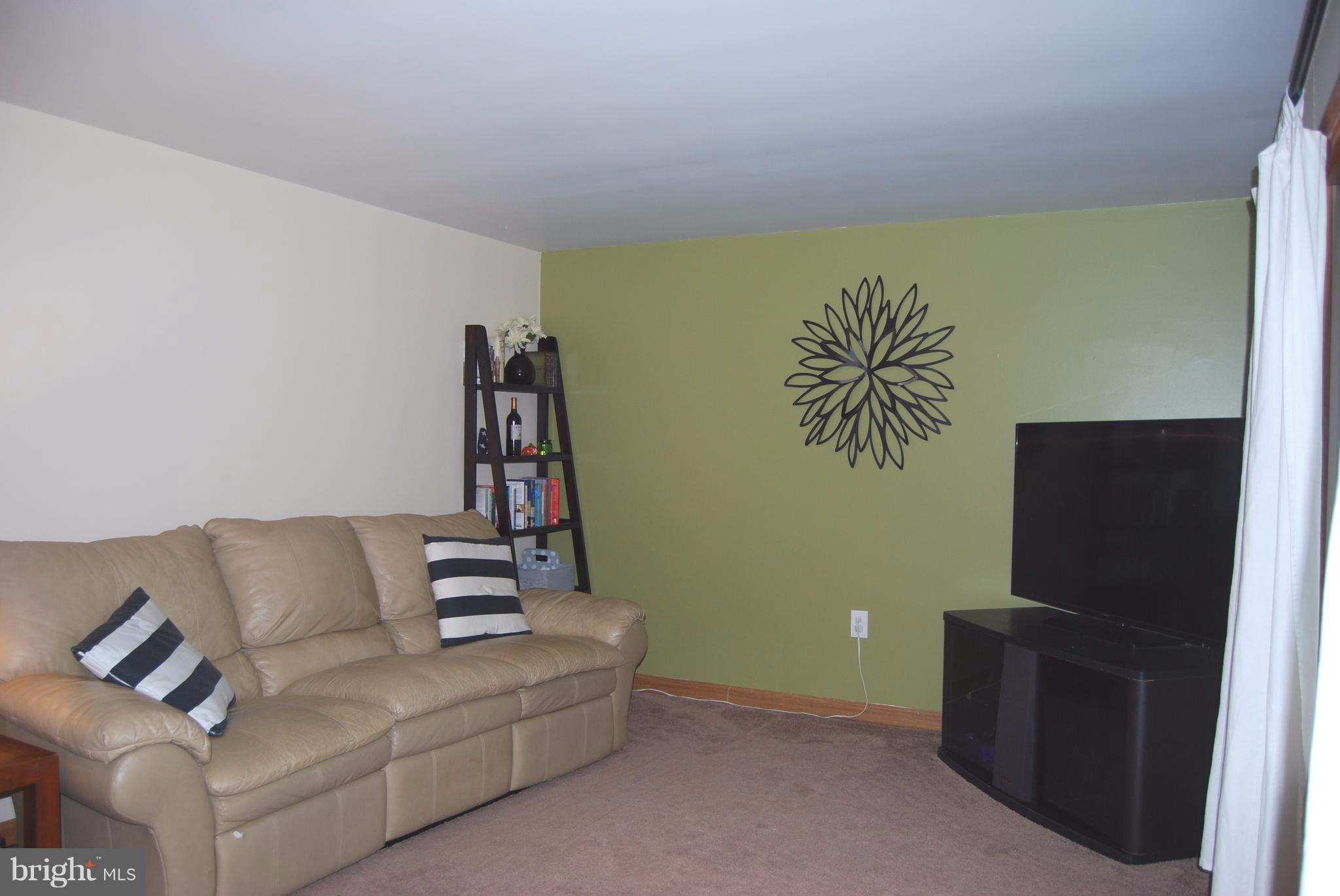 51 Martin Road Conowingo, MD 21918 - Photo 3 of 30 Living Room