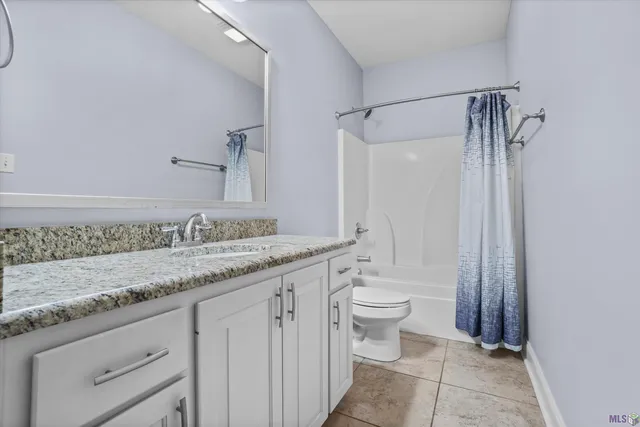 $2,400 | 7703 Ibiza Drive, Baton Rouge, LA 70820