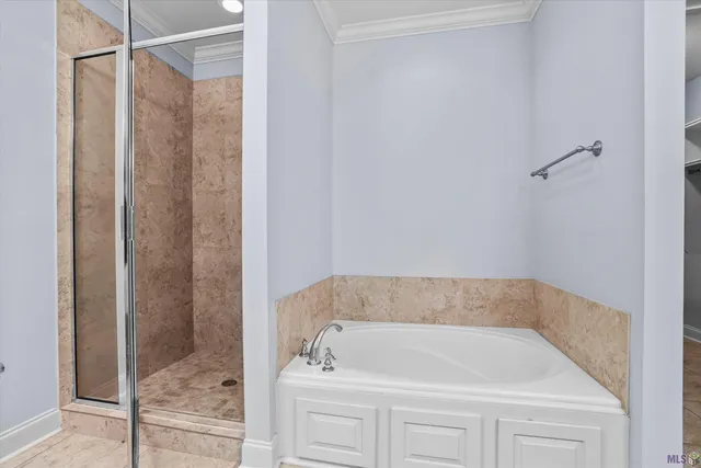 $2,400 | 7703 Ibiza Drive, Baton Rouge, LA 70820