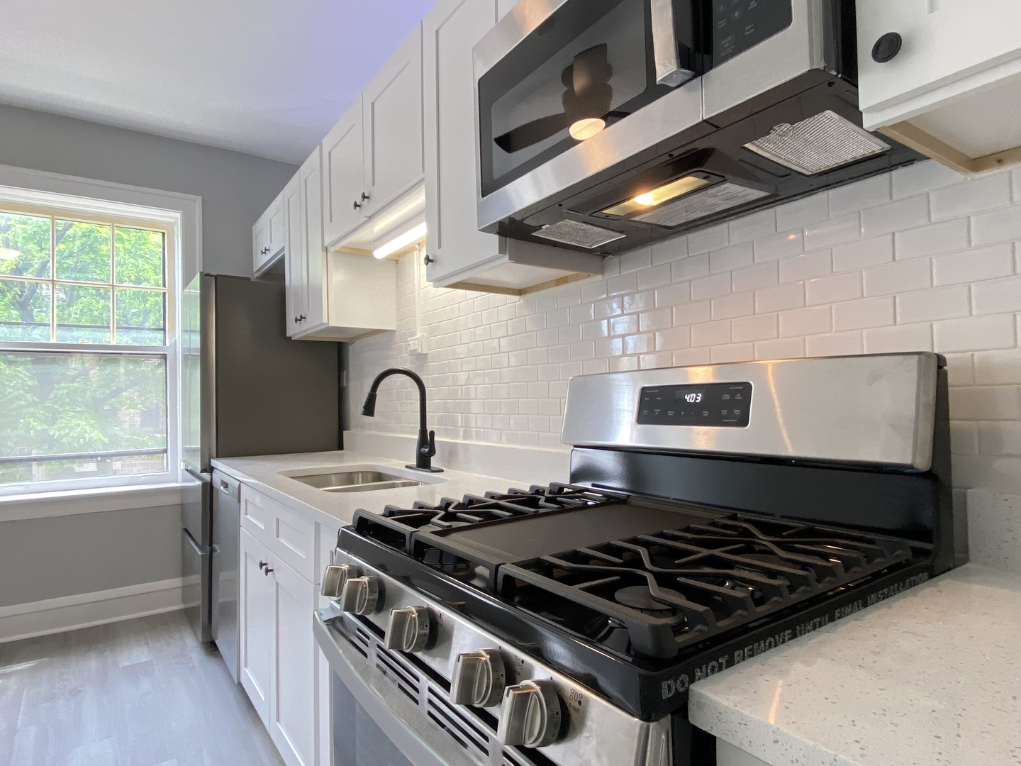 2422 West Greenleaf Avenue, Unit 1 Chicago, IL 60645 - Photo 9 of 28