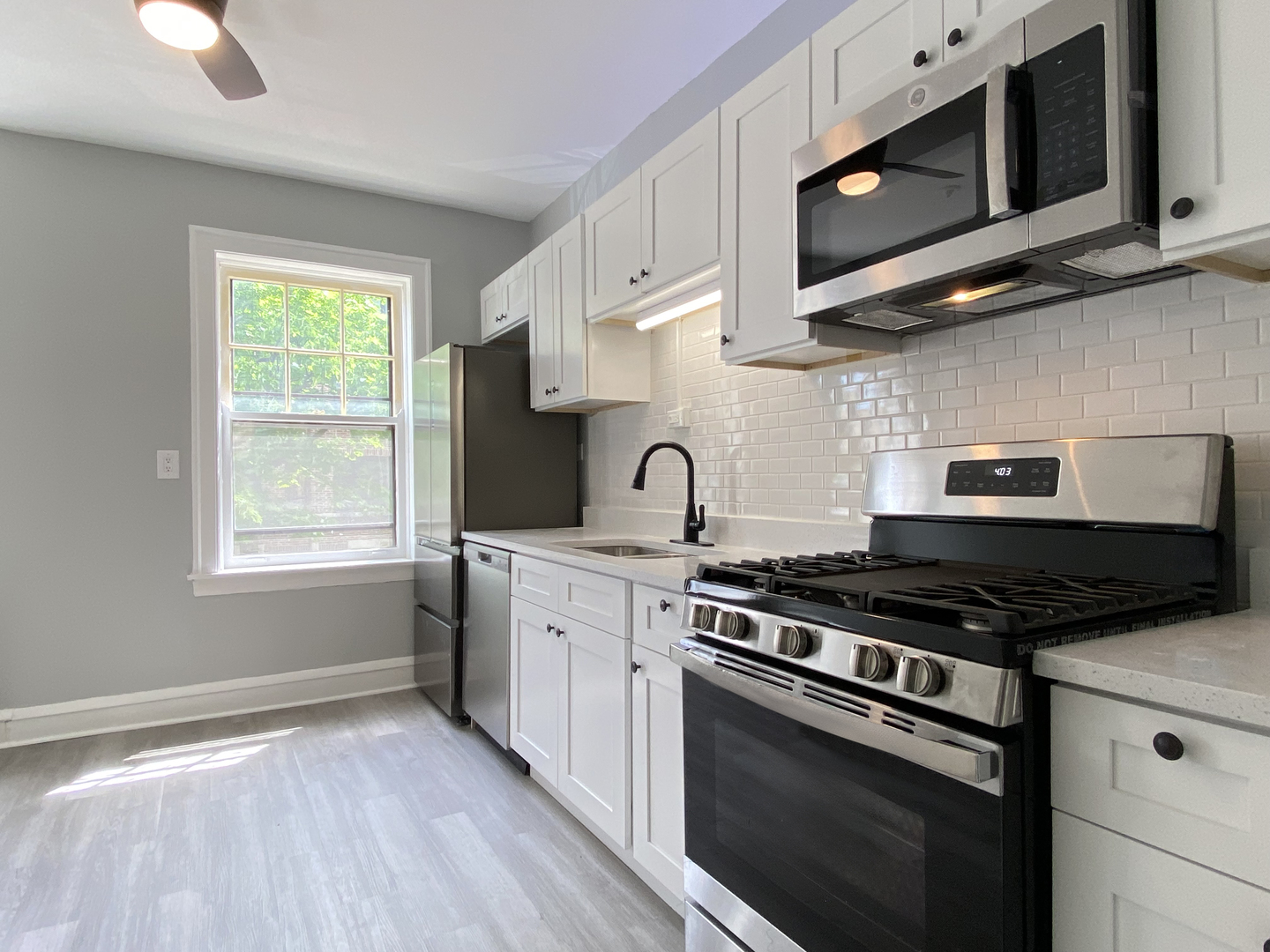 2422 West Greenleaf Avenue, Unit 1 Chicago, IL 60645 - Photo 10 of 28