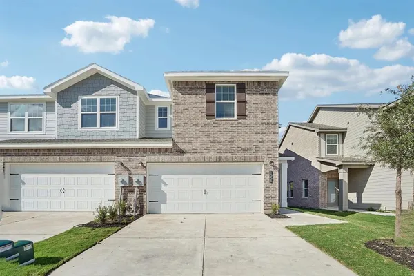$322,000 | 944 Penrose Drive, Cedar Hill, TX 75104