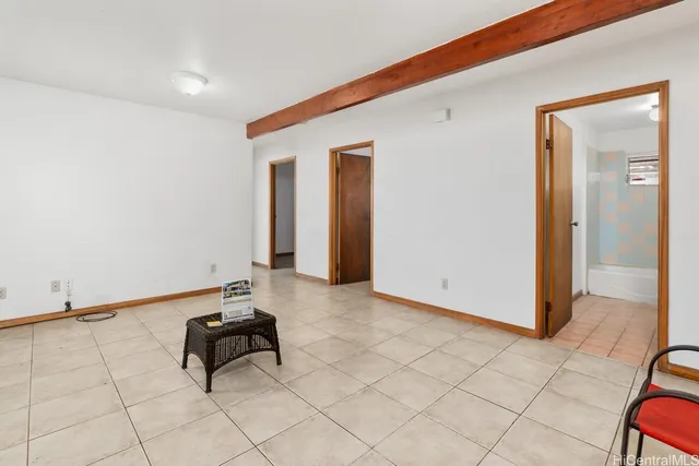 $1,275,000 | 2548 North School Street, Honolulu, HI 96819