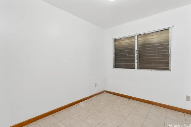 $1,275,000 | 2548 North School Street, Honolulu, HI 96819