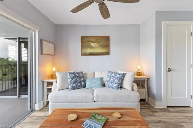 $6,000 | 555 Park Shore Drive, Unit B513, Naples, FL 34103