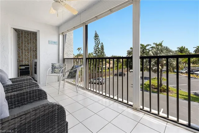 $6,000 | 555 Park Shore Drive, Unit B513, Naples, FL 34103