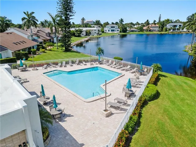 $6,000 | 555 Park Shore Drive, Unit B513, Naples, FL 34103