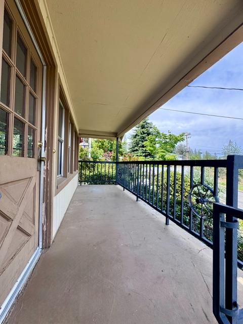240 Pleasant Street Colfax, CA 95713 - Photo 4 of 26 a view of a balcony
