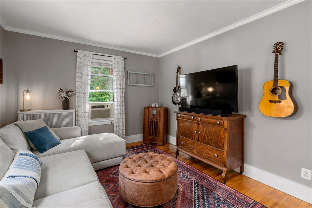 6 Rosita Road Worcester, MA 01606 - Photo 8 of 38 Gallery Image 8