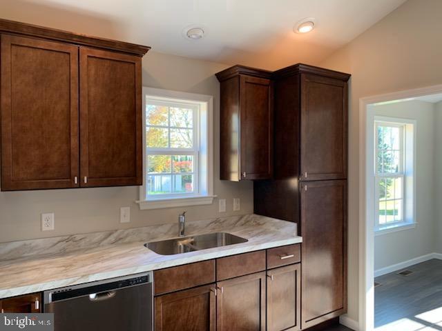 2006 Weavertown Road Lebanon, PA 17046 - Photo 13 of 29 Gallery Image 13