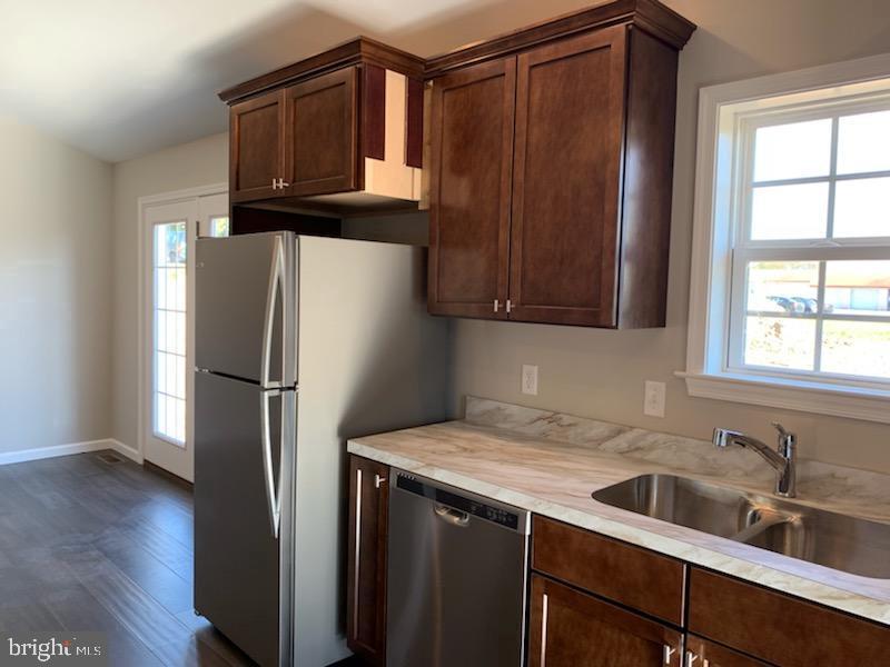 2006 Weavertown Road Lebanon, PA 17046 - Photo 15 of 29 Gallery Image 15