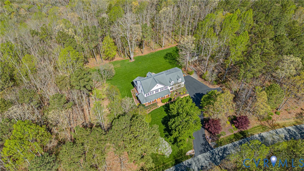 14436 Overlook Ridge Lane Beaverdam, VA 23015 - Photo 80 of 82 an aerial view of a house with a yard