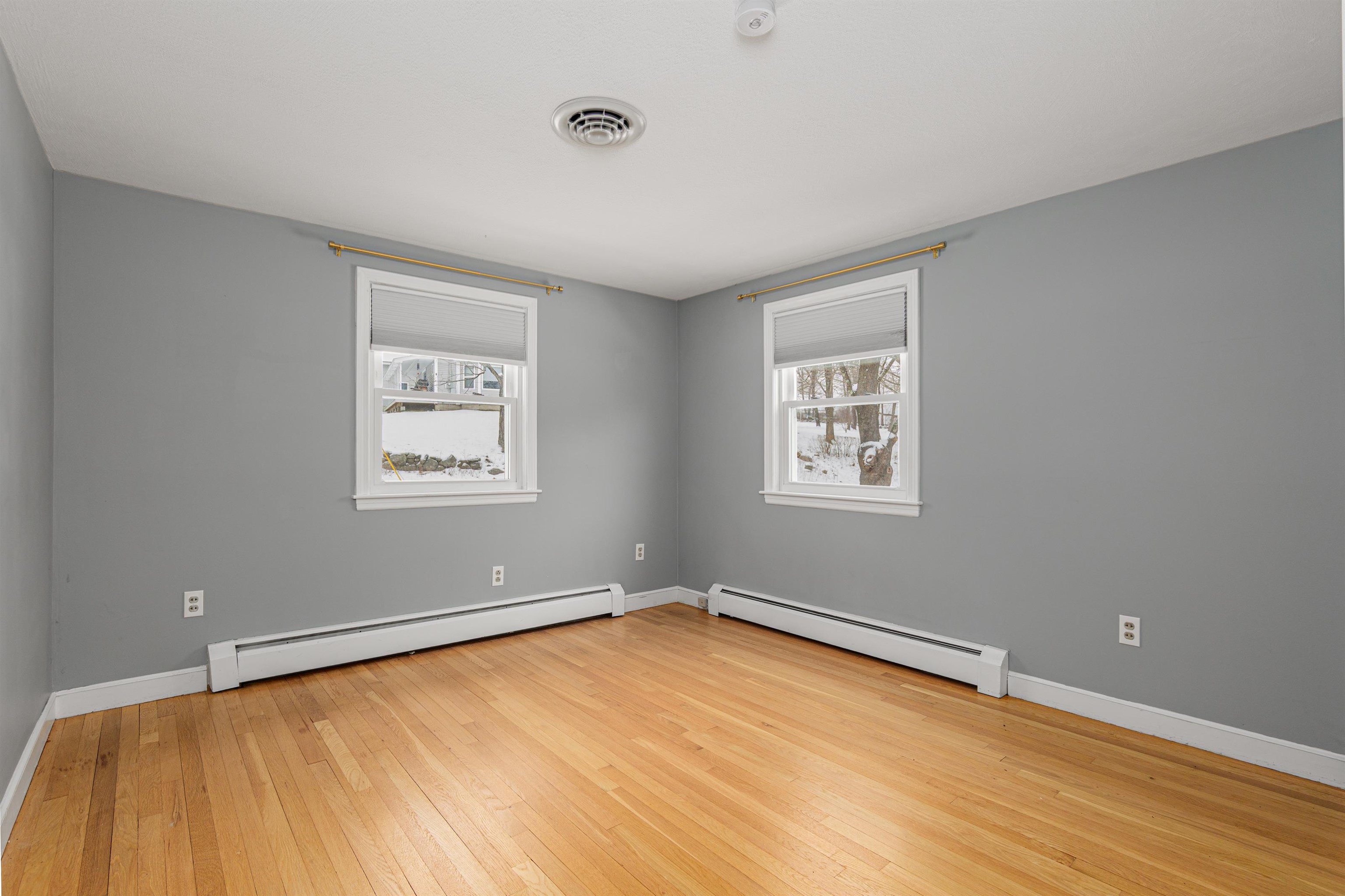 5 Maple Avenue Atkinson, NH 03811 - Photo 16 of 47