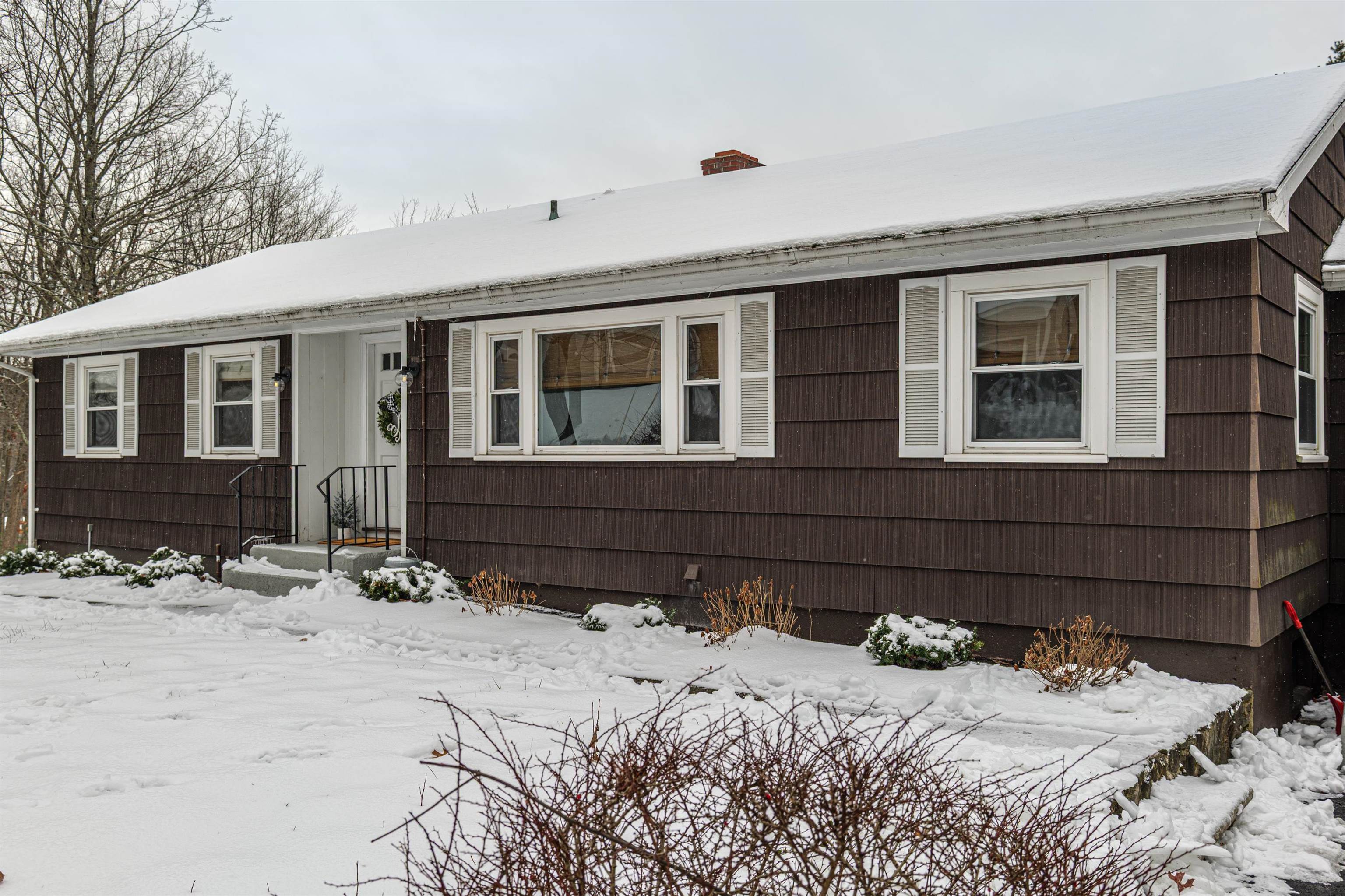 5 Maple Avenue Atkinson, NH 03811 - Photo 35 of 47