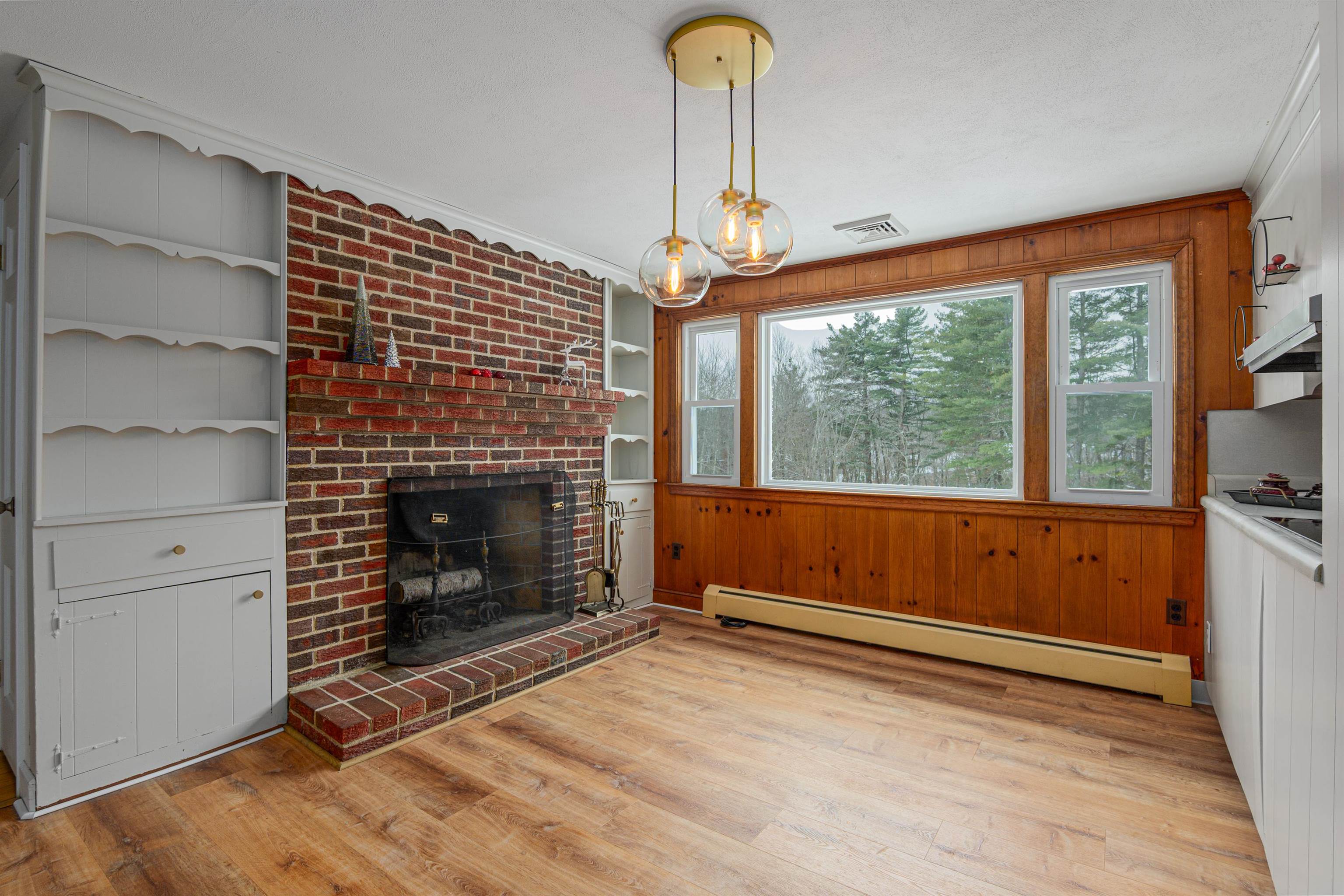 5 Maple Avenue Atkinson, NH 03811 - Photo 6 of 47