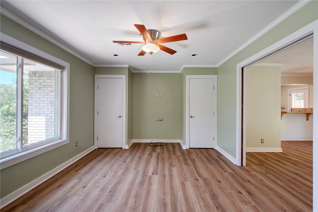 900 Aurora Circle Austin, TX 78757 - Photo 12 of 22
