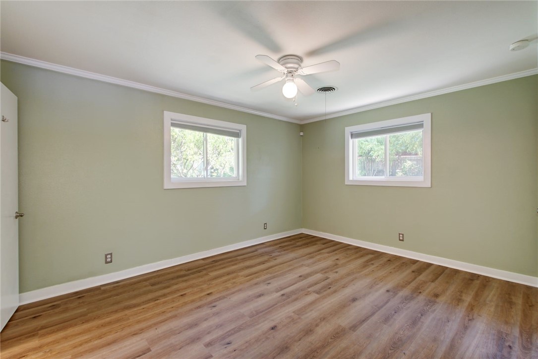 900 Aurora Circle Austin, TX 78757 - Photo 14 of 22
